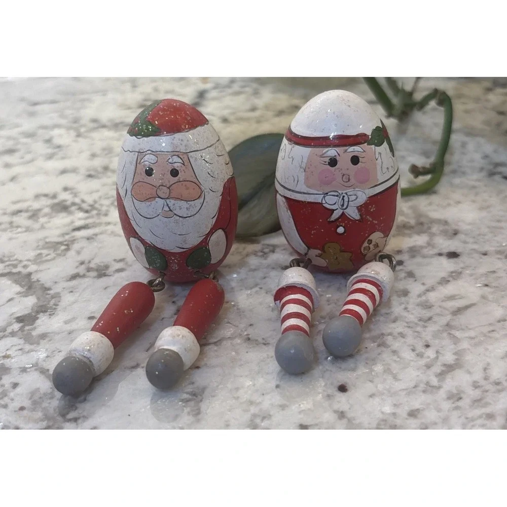 Folk Art Hand Painted Wood Santa And Mrs. Claus Egg Shelf Sitter Christmas Decor
